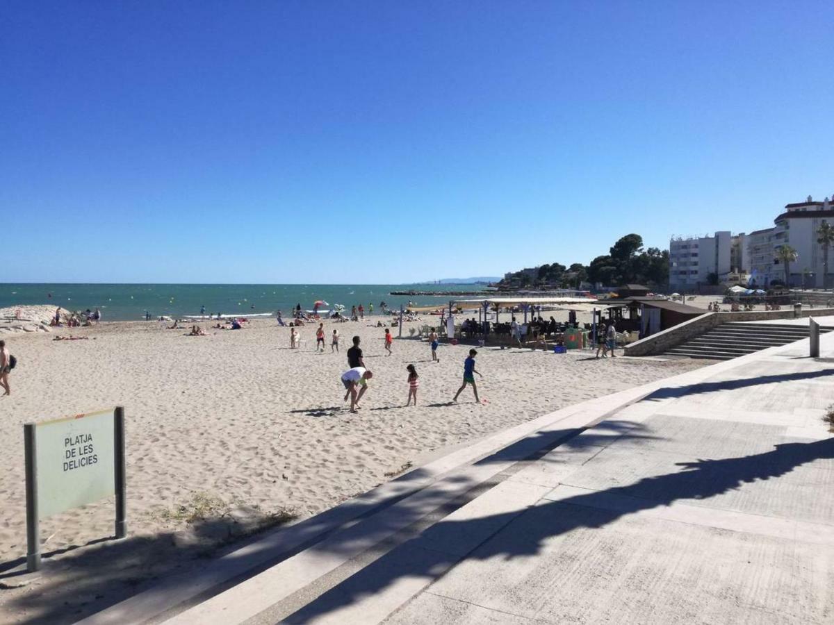 Atico Primer Linea De Mar Con Piscina En Ebrehogar Sant Carlos de la Ràpita Exteriör bild